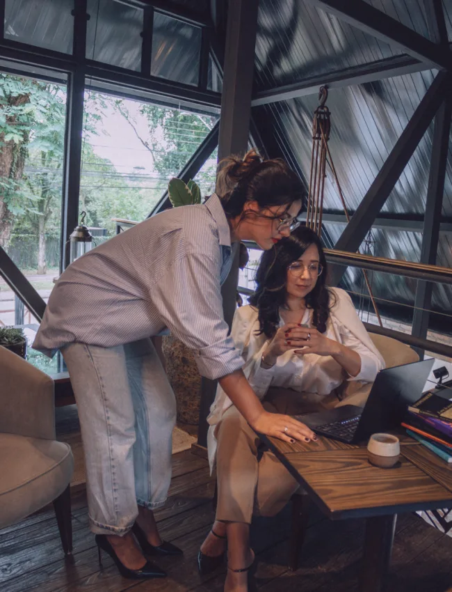 Uma consultora pequena, com tempo para ouvir